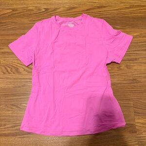 SKIMS Short Sleeve Tee in Bright Pink